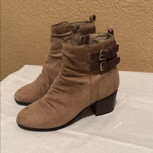 L47 Tan Suede Ankle Booties with Buckle Straps. Side zipper. 2.5” heel. Comfy